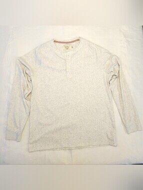 The Normal Brand Men’s Long-Sleeve Henley in Light Gray Heather